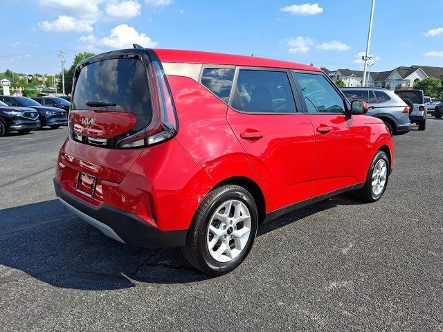 2023 Kia Soul LX