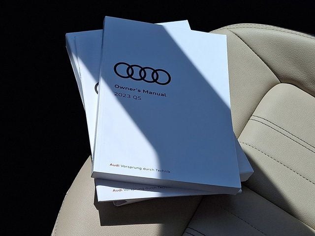 2023 Audi Q5 45 S line Premium quattro