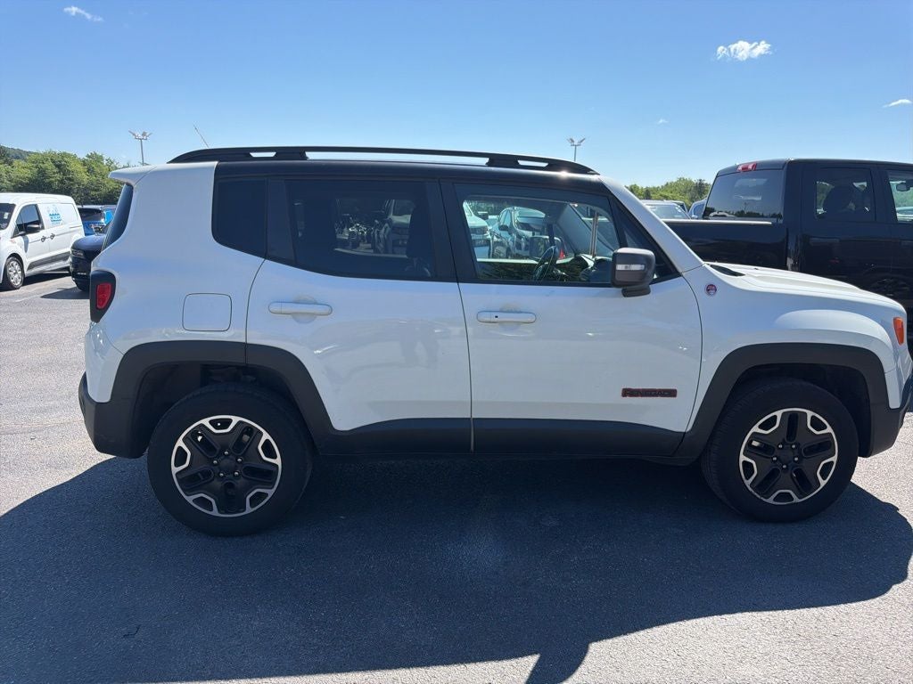 2016 Jeep Renegade Trailhawk