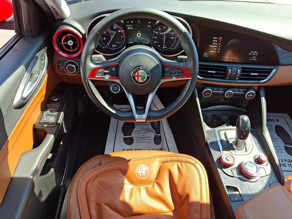 2019 Alfa Romeo Giulia Base