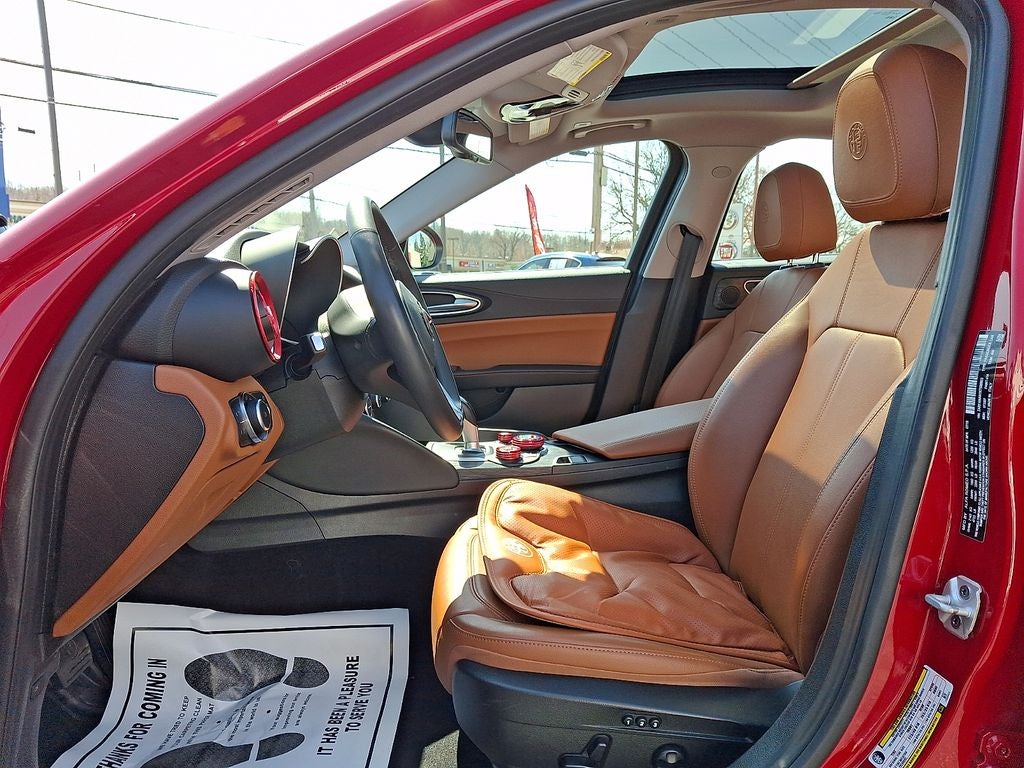 2019 Alfa Romeo Giulia Base
