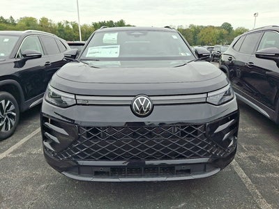 2026 Volkswagen Tiguan SE R-Line Black