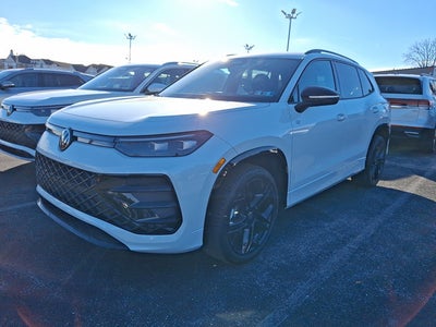 2026 Volkswagen Tiguan SE R-Line Black