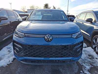 2026 Volkswagen Tiguan SE R-Line Black