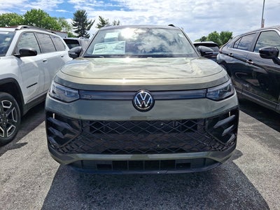 2026 Volkswagen Tiguan SE R-Line Black