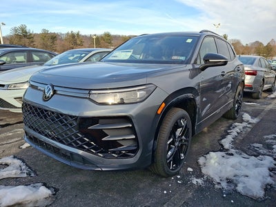 2026 Volkswagen Tiguan SE R-Line Black