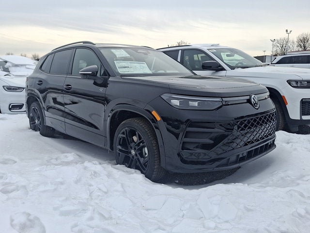 2026 Volkswagen Tiguan SE R-Line Black