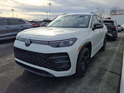 2026 Volkswagen Tiguan SE R-Line Black