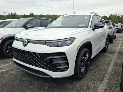 2026 Volkswagen Tiguan SE R-Line Black