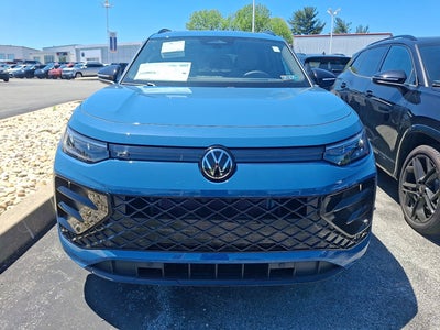2026 Volkswagen Tiguan SE R-Line Black