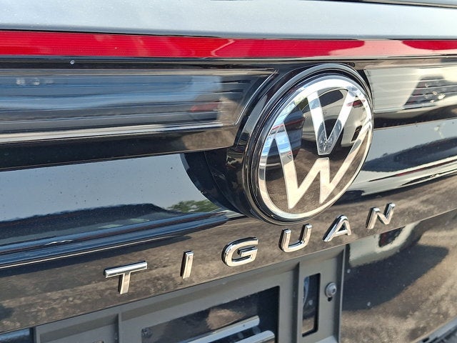 2026 Volkswagen Tiguan SEL R-Line Turbo