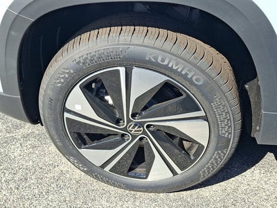 2027 Volkswagen Taos SE